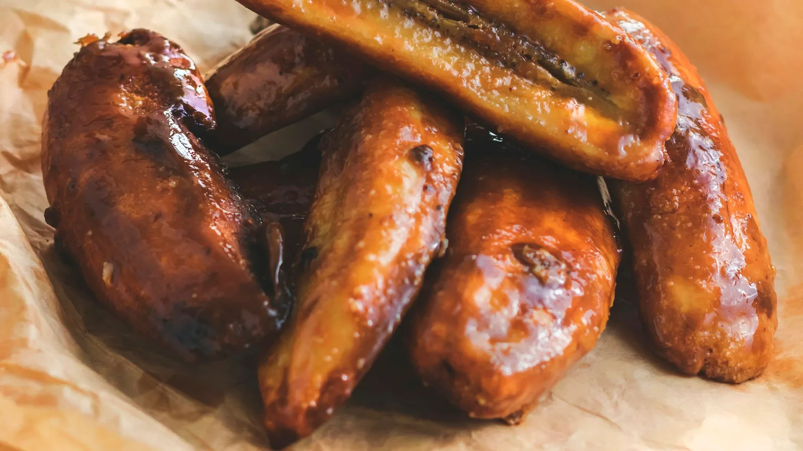 Plantain mûr ou vert ? Le guide complet pour choisir, conserver et cuisiner